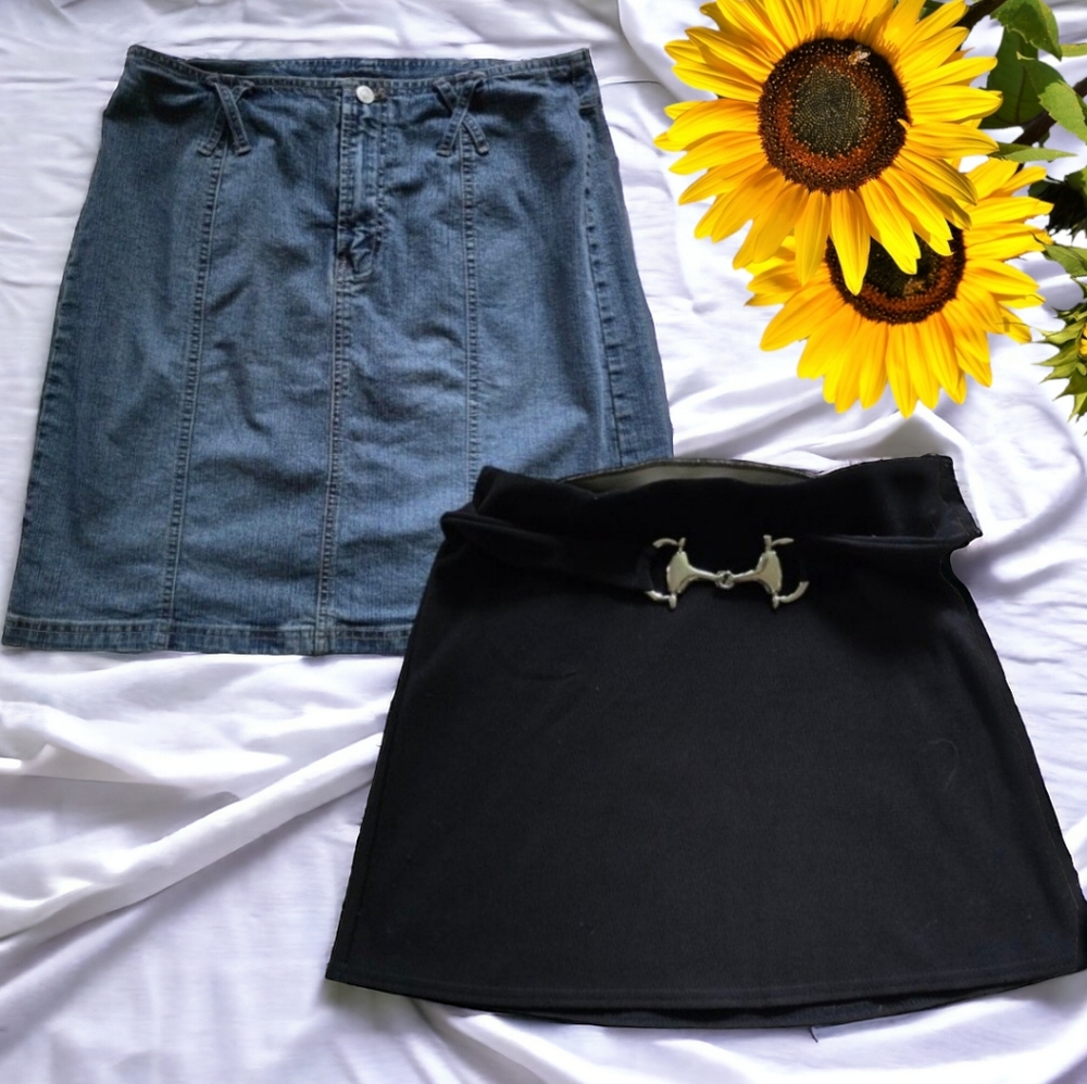 SKIRT BUNDLE (Qty 2) NO BOUNDARIES Denim and a BETTY BLUE Black w Belt S/M